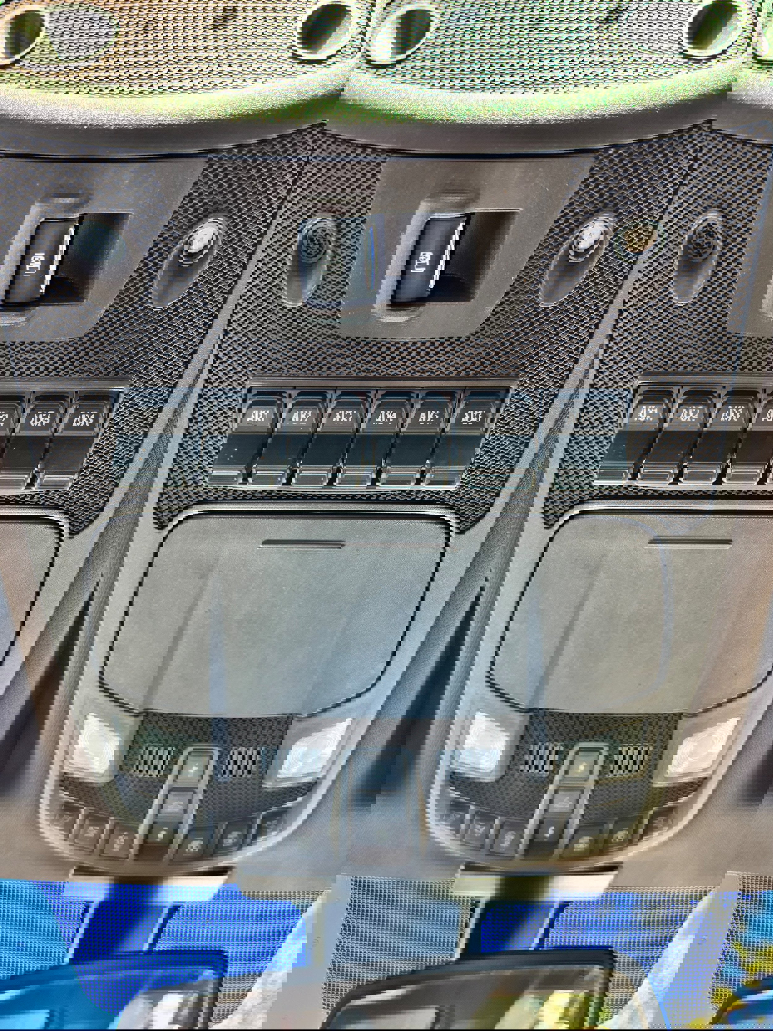 Used 2017 Ford F350 King Ranch w/ King Ranch Ultimate Package image 21