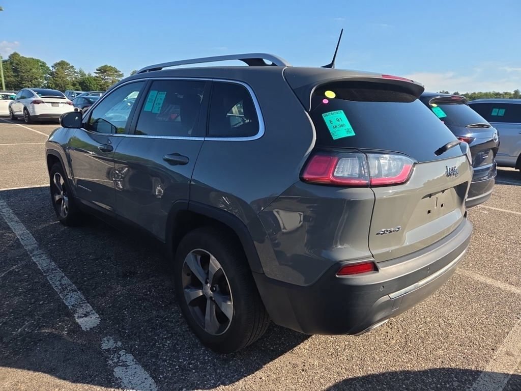 Used 2019 Jeep Cherokee Limited AWD/4WD image 12