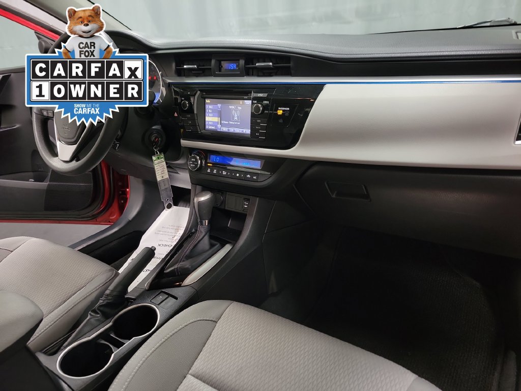 Used 2014 Toyota Corolla LE FWD image 30