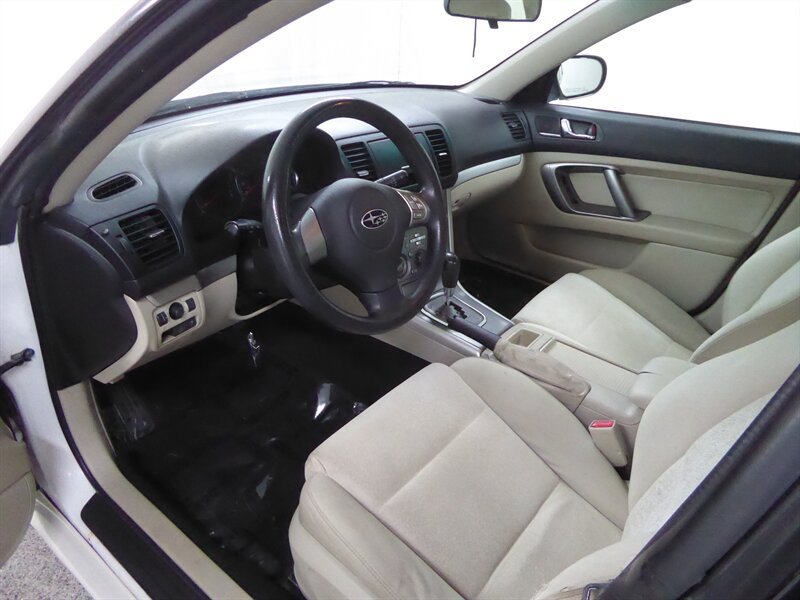 Used 2009 Subaru Legacy 2.5i Special Edition AWD/4WD image 16