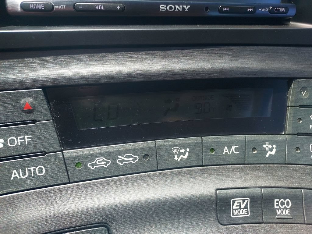 Used 2012 Toyota Prius Two FWD image 14