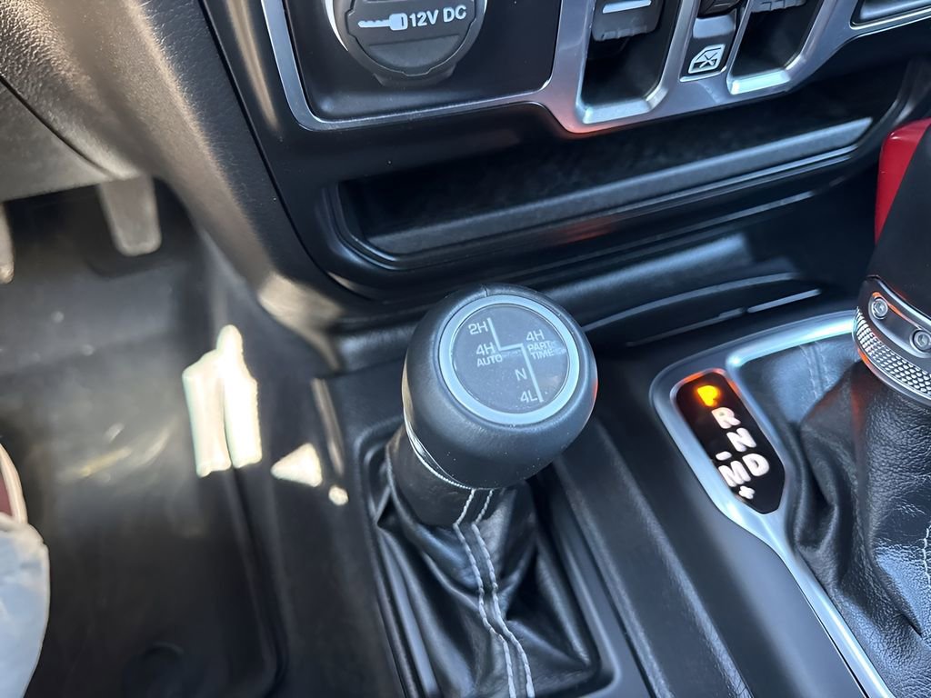 Used 2021 Jeep Wrangler Unlimited Sahara w/ Cold Weather Group image 22