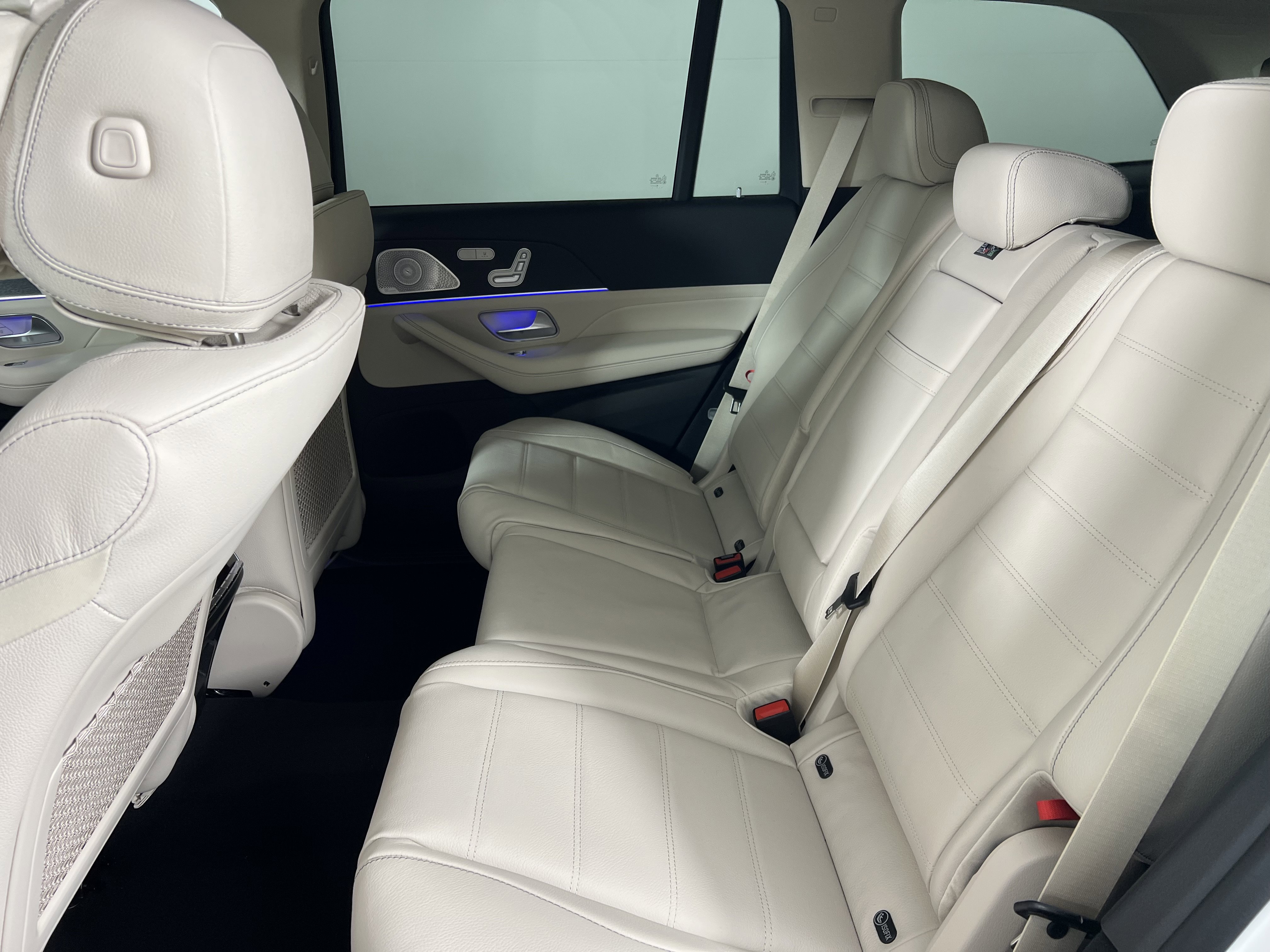 New 2026 Mercedes-Benz GLS 450 4MATIC image 21