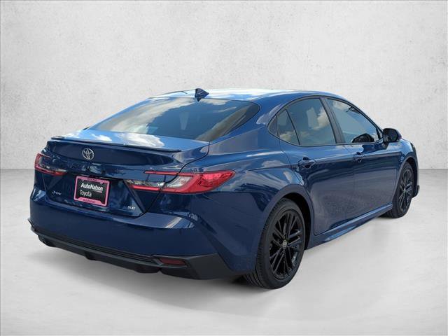 Used 2026 Toyota Camry SE FWD image 5