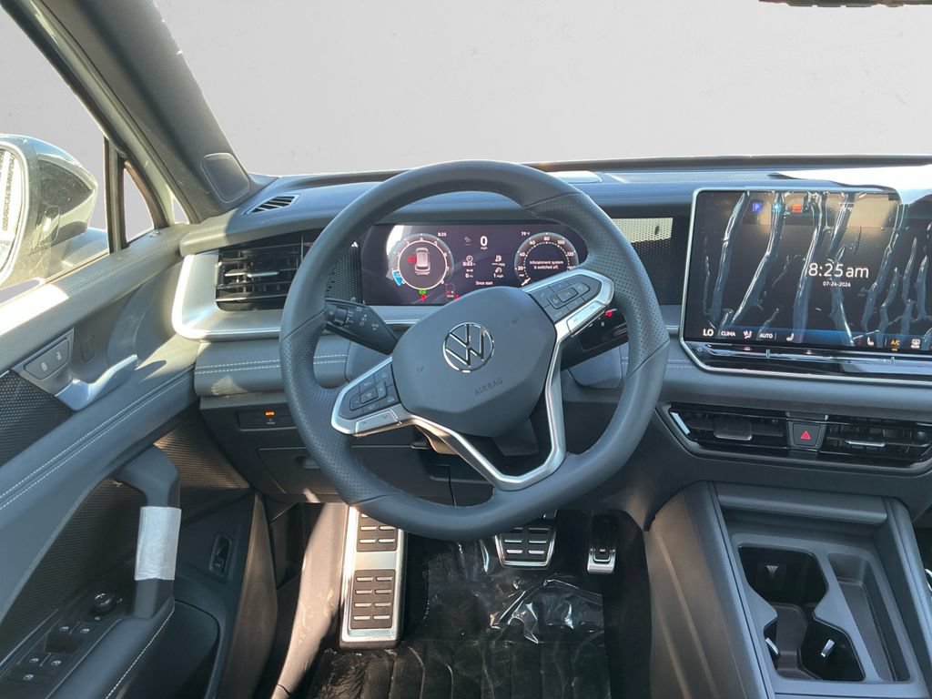 New 2026 Volkswagen Tiguan SE R-Line AWD/4WD image 12