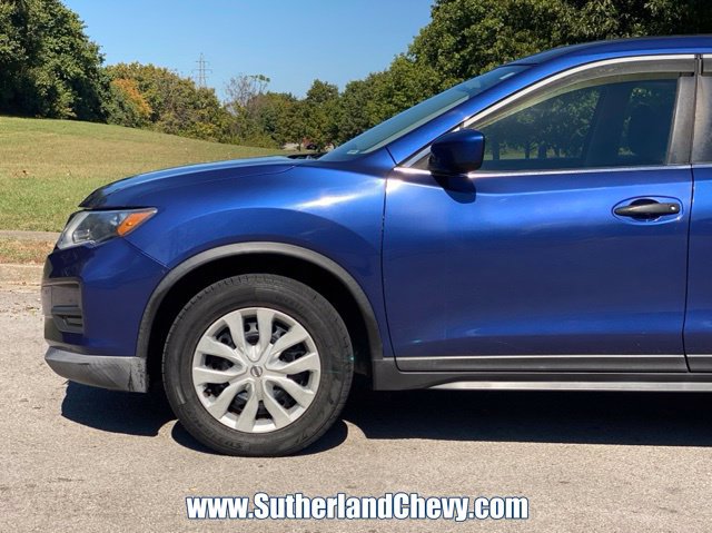 Used 2017 Nissan Rogue S AWD/4WD image 10