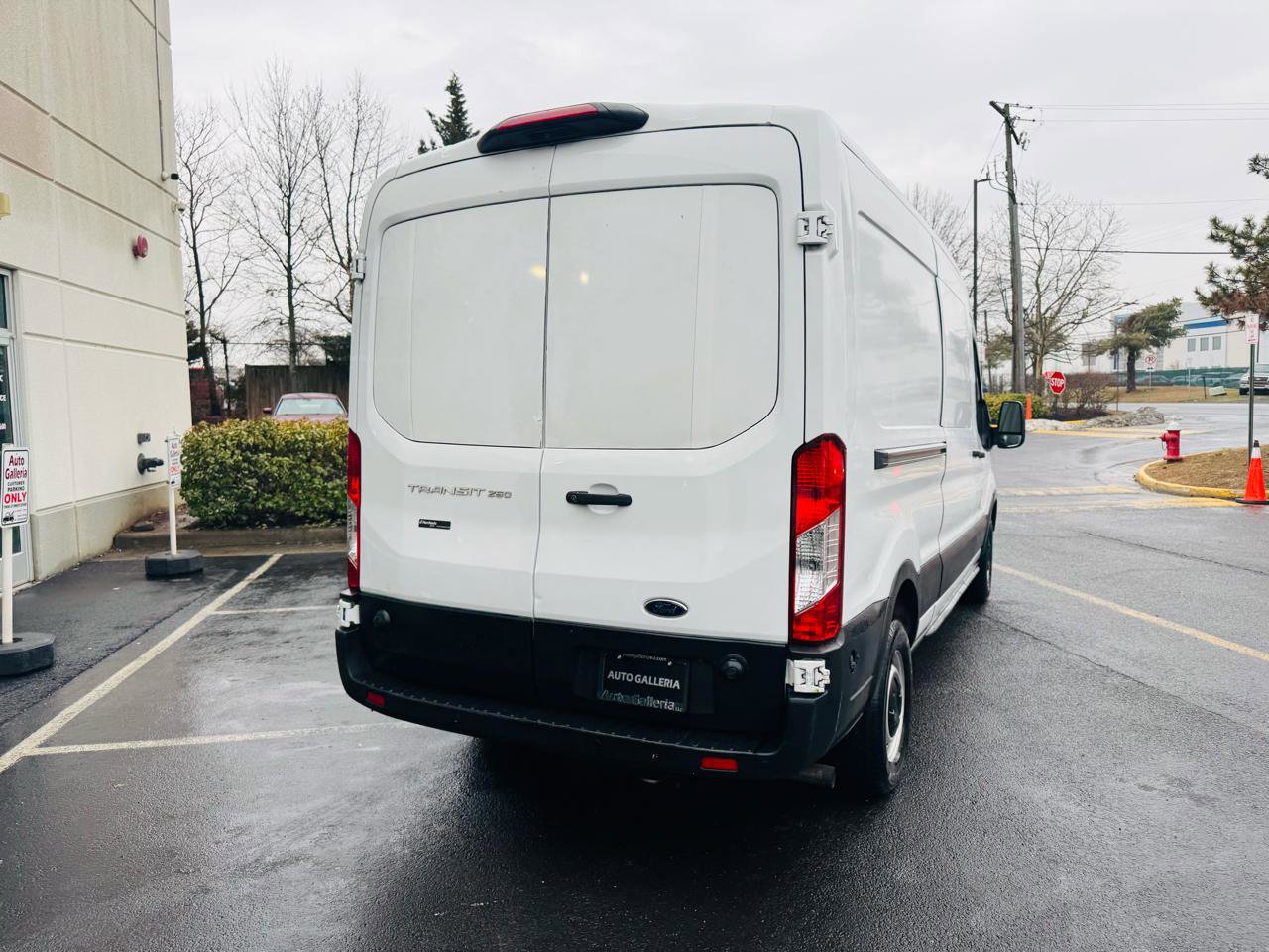 Used 2020 Ford Transit 250 Medium Roof w/ Load Area Protection Package image 6