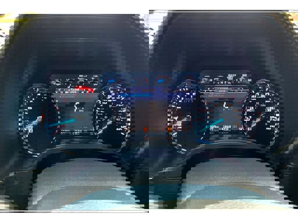 Used 2022 Ford F350 Limited image 22