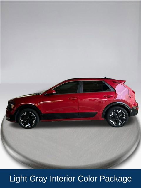 Used 2023 Kia Niro Wave FWD image 8