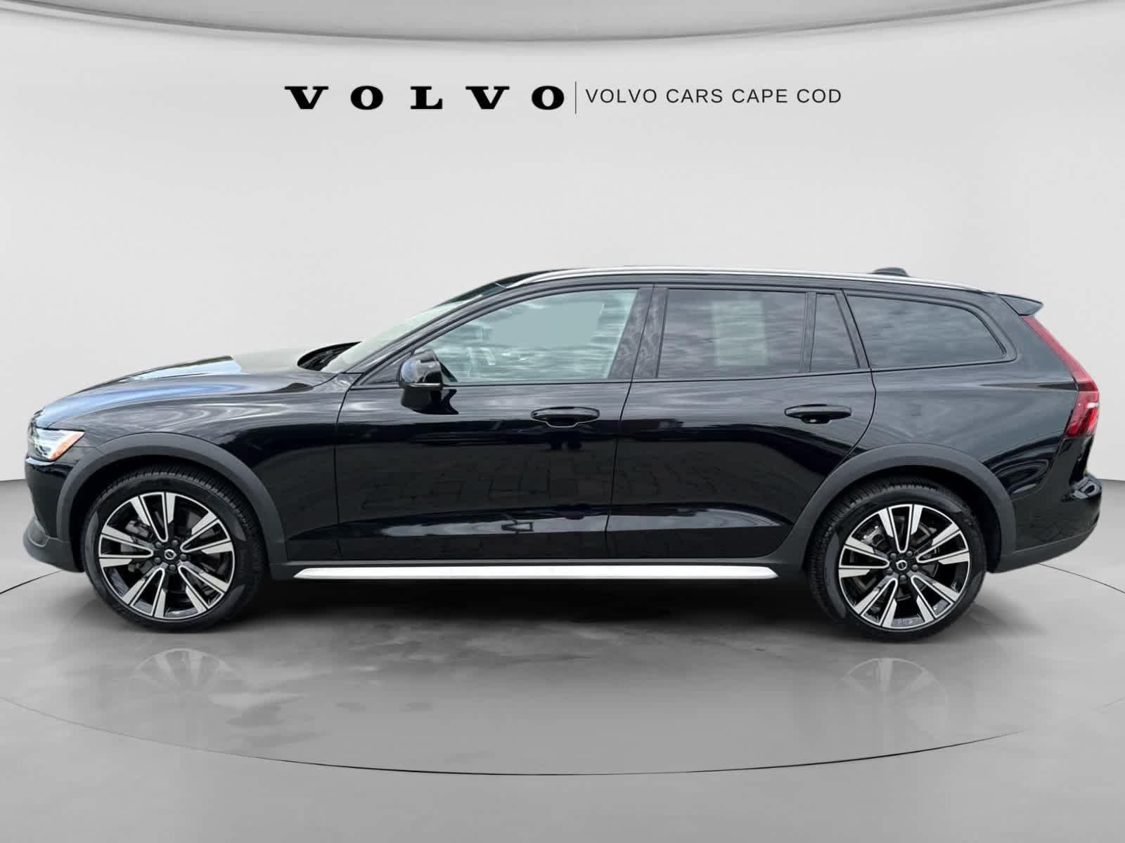 Used 2026 Volvo V60 B5 Cross Country Ultra w/ Protection Package Premier AWD/4WD image 22