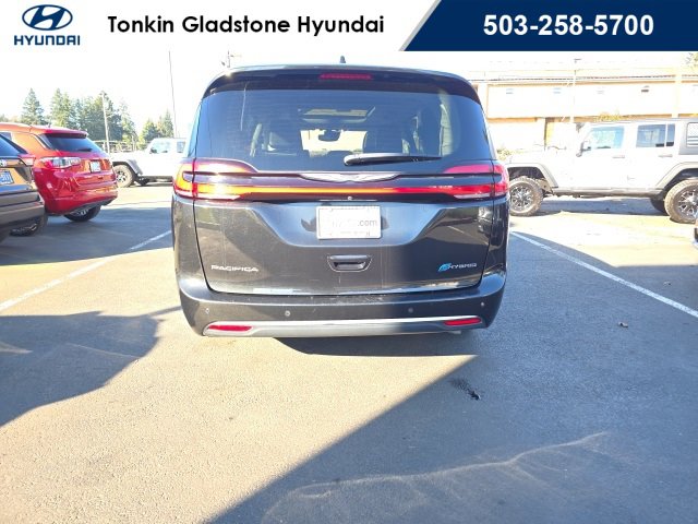 Used 2023 Chrysler Pacifica Limited image 6