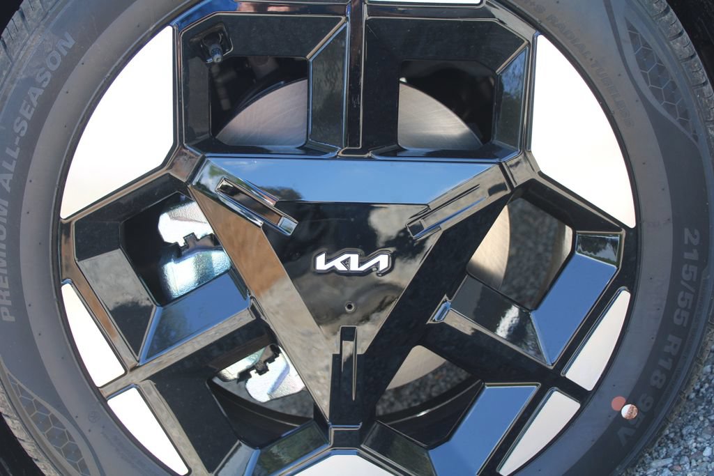 New 2027 Kia Seltos S FWD image 17