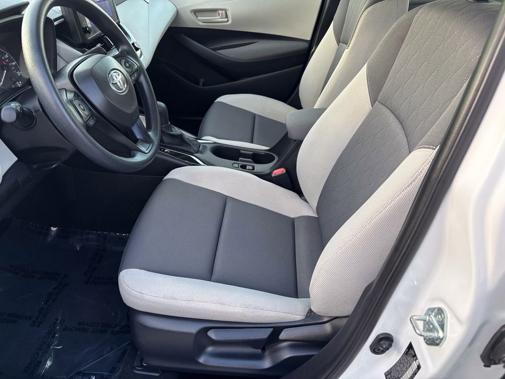 Used 2024 Toyota Corolla LE image 16