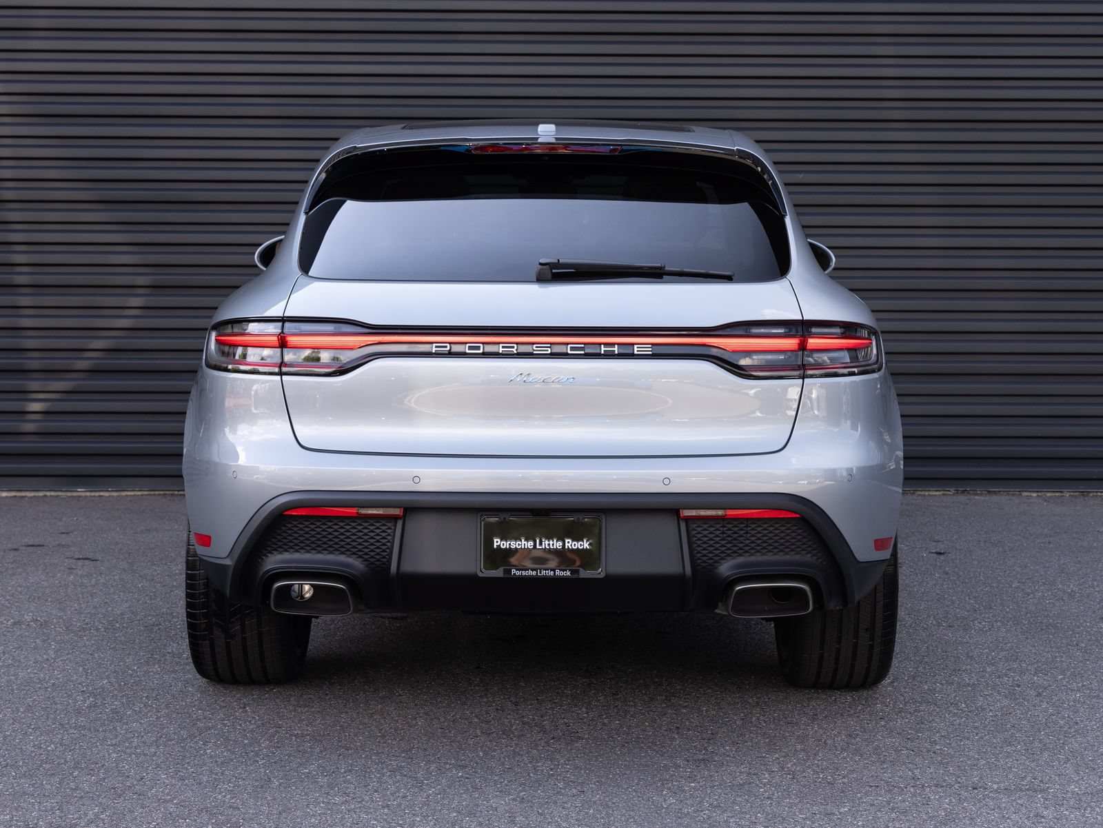Certified 2026 Porsche Macan AWD/4WD image 6