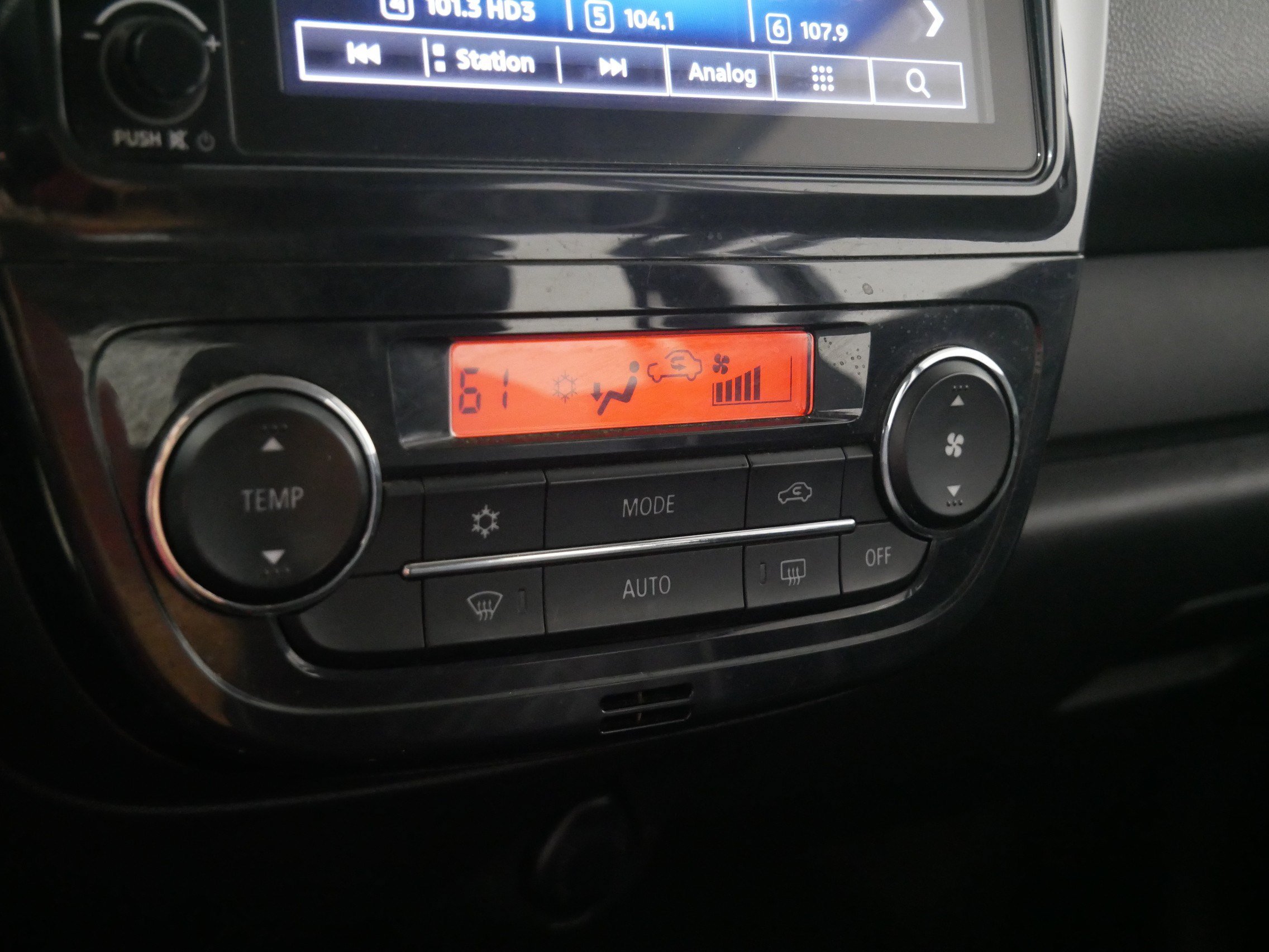 Used 2021 Mitsubishi Mirage SE FWD image 23