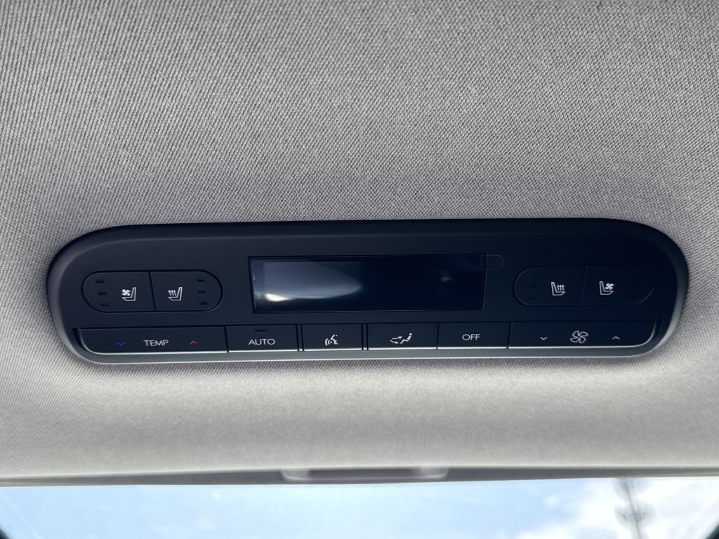 Used 2026 Hyundai Palisade Limited FWD image 22