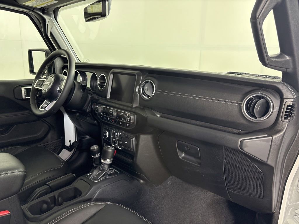 Used 2023 Jeep Wrangler Sahara 4xe image 13