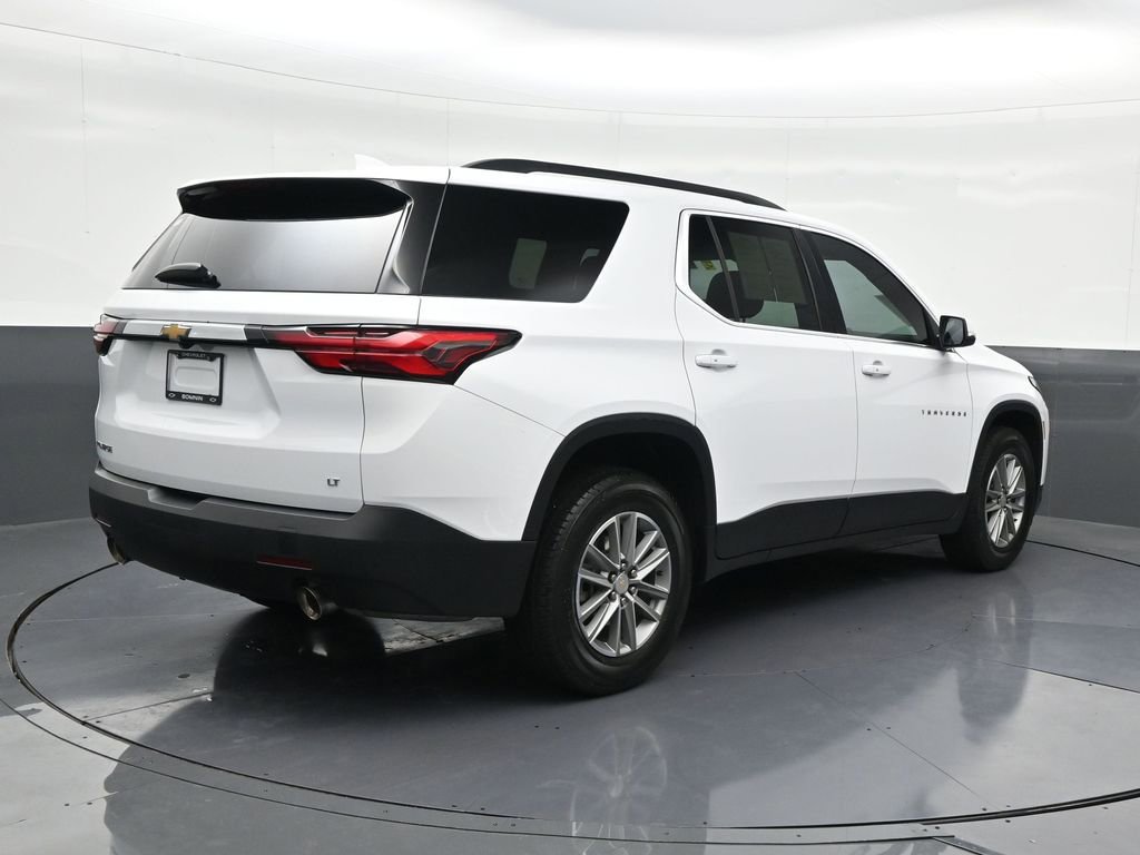 Used 2023 Chevrolet Traverse LT image 5