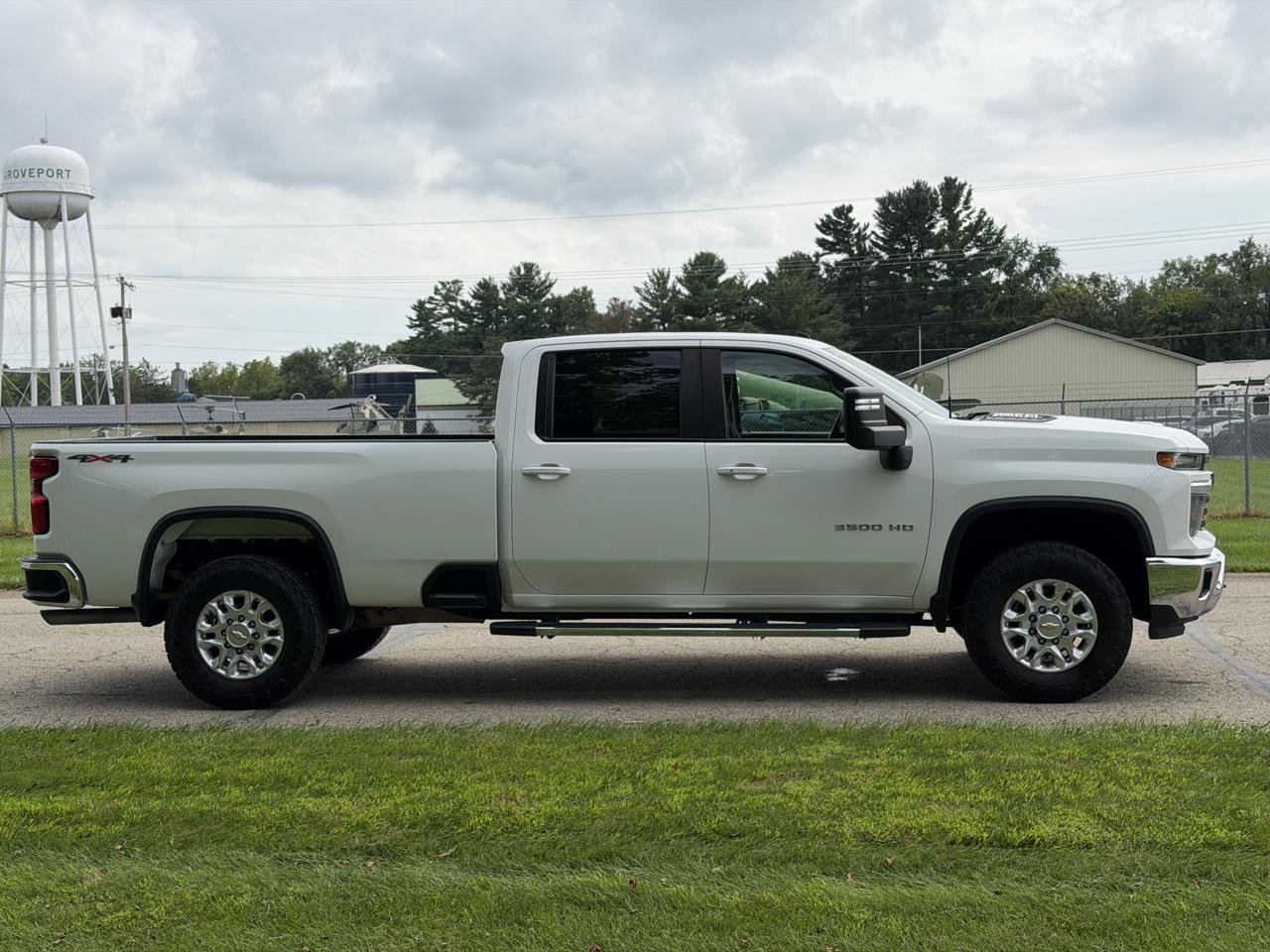 Used 2024 Chevrolet Silverado 3500 LT w/ Convenience Package AWD/4WD image 7