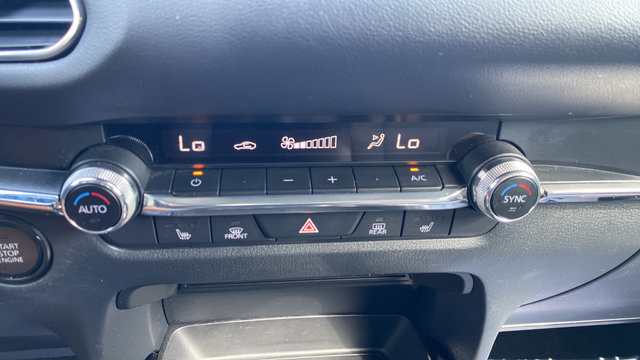 Used 2023 MAZDA CX-30 AWD 2.5 S w/ Preferred Package image 17