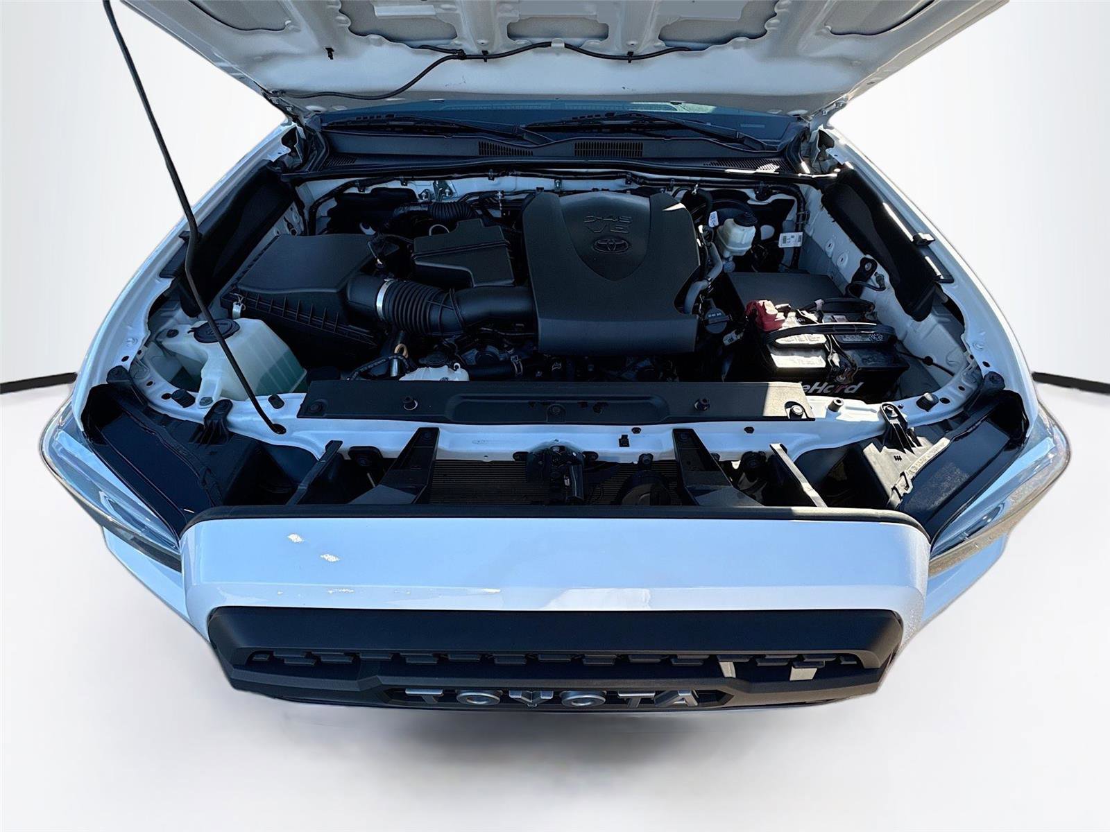 Used 2021 Toyota Tacoma TRD Sport w/ TRD Premium Sport Package image 30