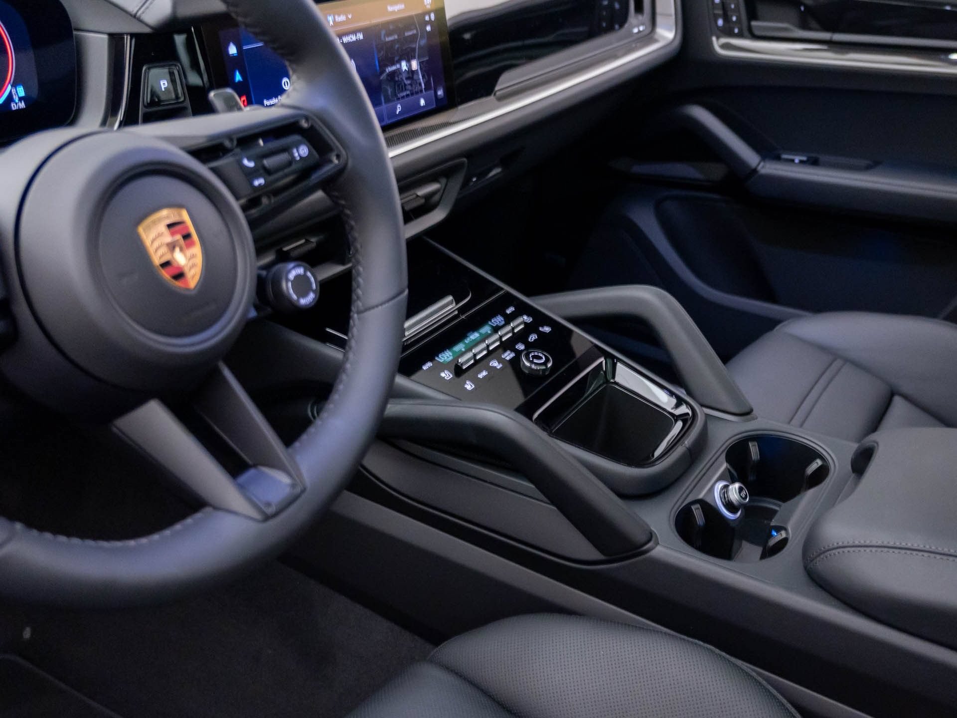 New 2026 Porsche Cayenne AWD/4WD image 13