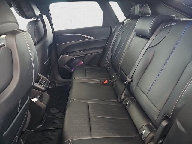 New 2026 Cadillac Lyriq Sport image 14