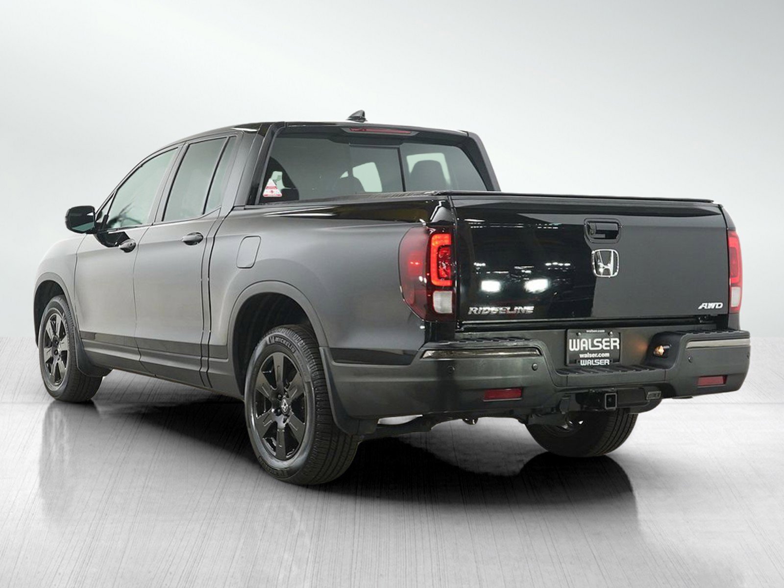 Used 2020 Honda Ridgeline Black Edition image 3
