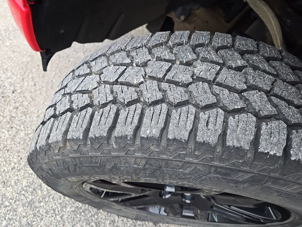 Used 2023 Chevrolet Silverado 1500 Custom image 12