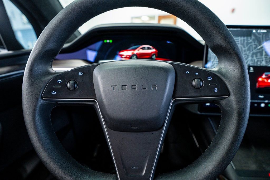 Used 2024 Tesla Model X image 41