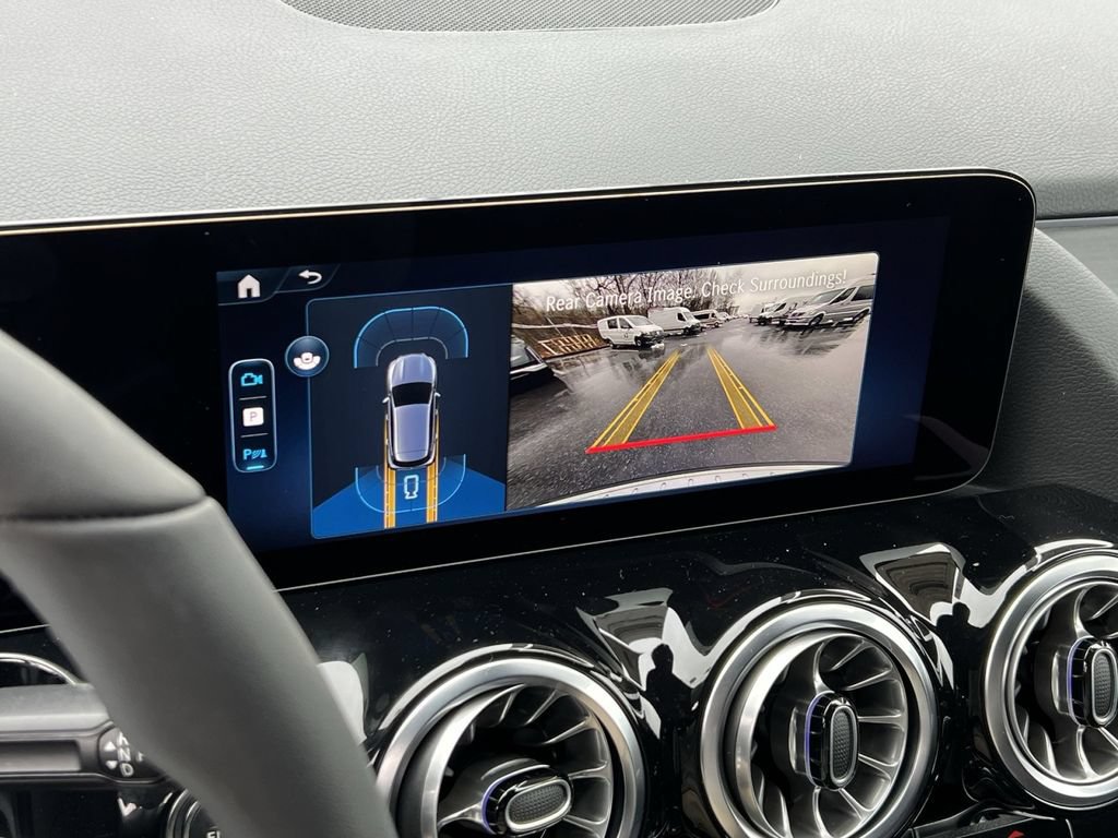Certified 2026 Mercedes-Benz GLA 250 4MATIC image 17