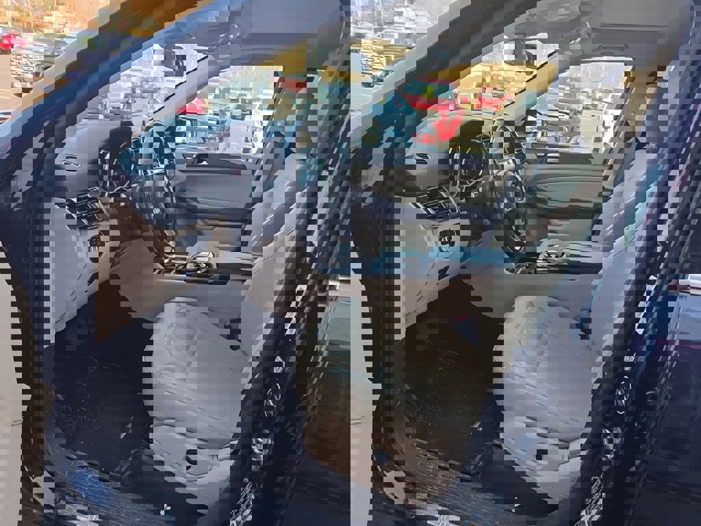 Used 2018 Mercedes-Benz GLE 350 4MATIC w/ Premium 2 Package image 14