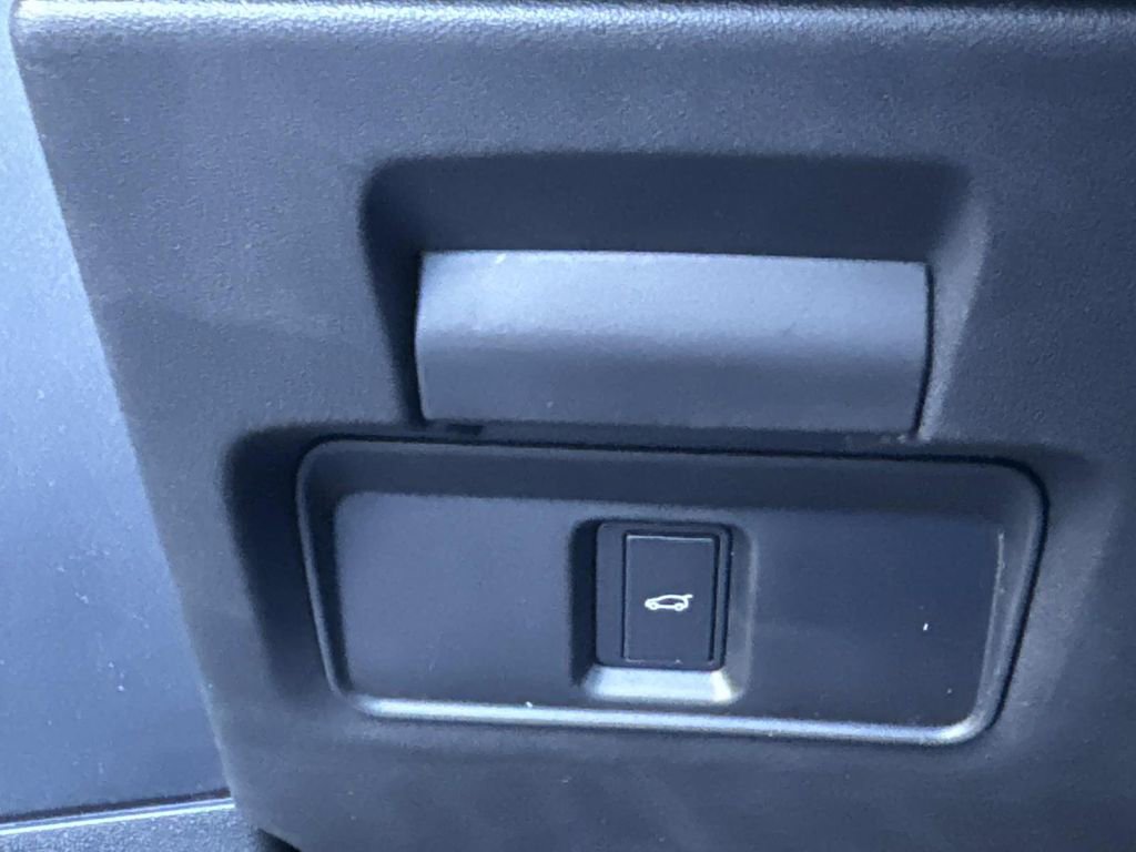 New 2026 Land Rover Range Rover Evoque S image 28