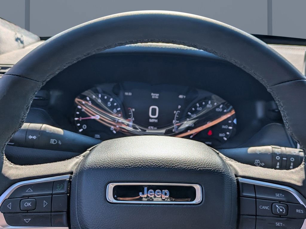 Used 2026 Jeep Compass Latitude image 27