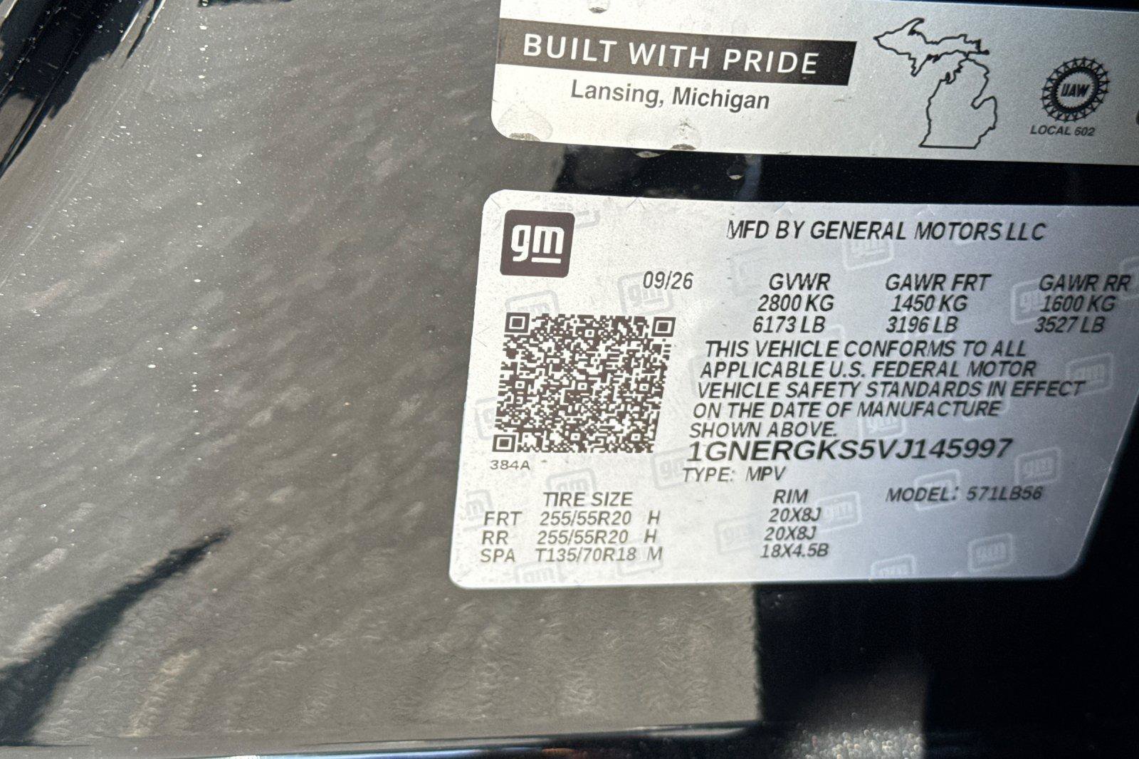 New 2027 Chevrolet Traverse LT w/ Midnight/Sport Edition FWD image 38