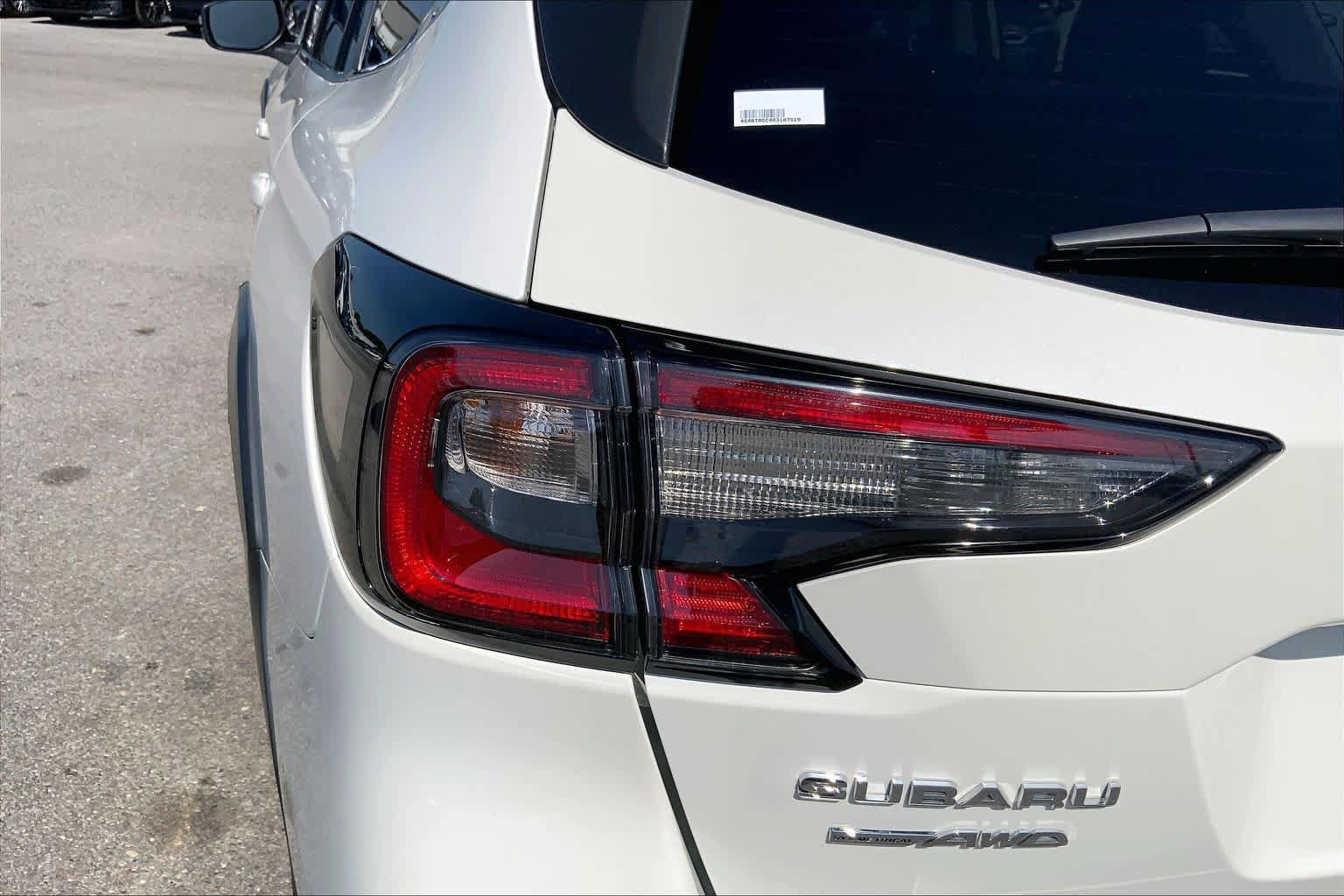 Used 2024 Subaru Outback Premium AWD/4WD image 28