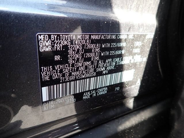 Used 2025 Toyota RAV4 XSE AWD/4WD image 14