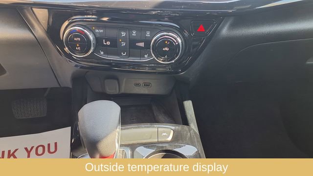 Used 2025 Chevrolet Trax RS w/ Sunroof Package image 23