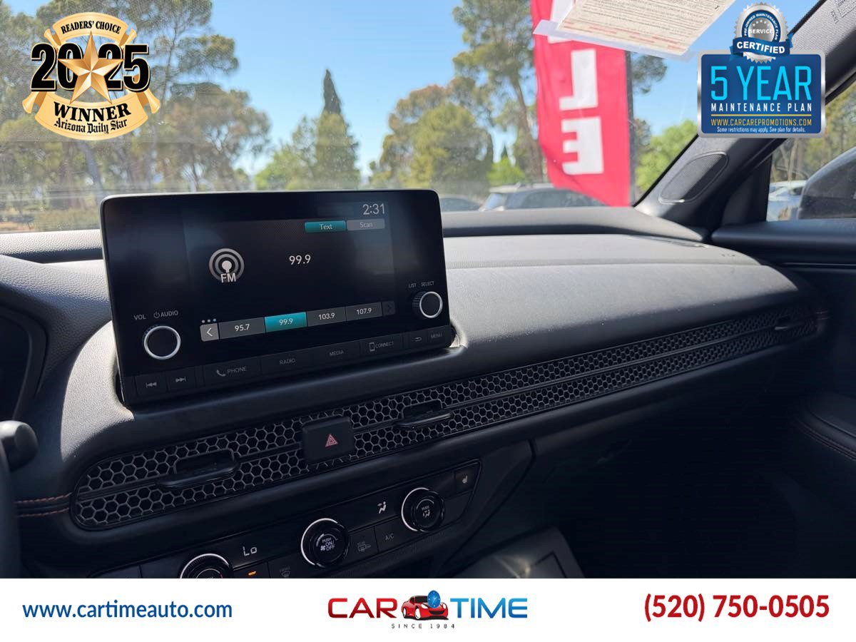 Used 2025 Honda HR-V Sport image 17