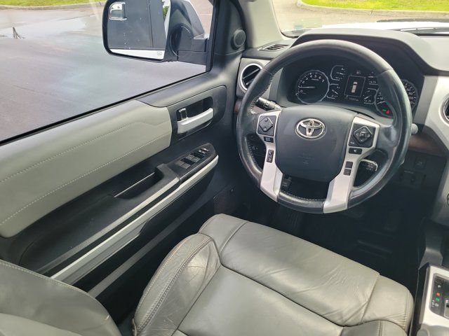 Used 2020 Toyota Tundra Limited w/ Limited Premium Package AWD/4WD image 17