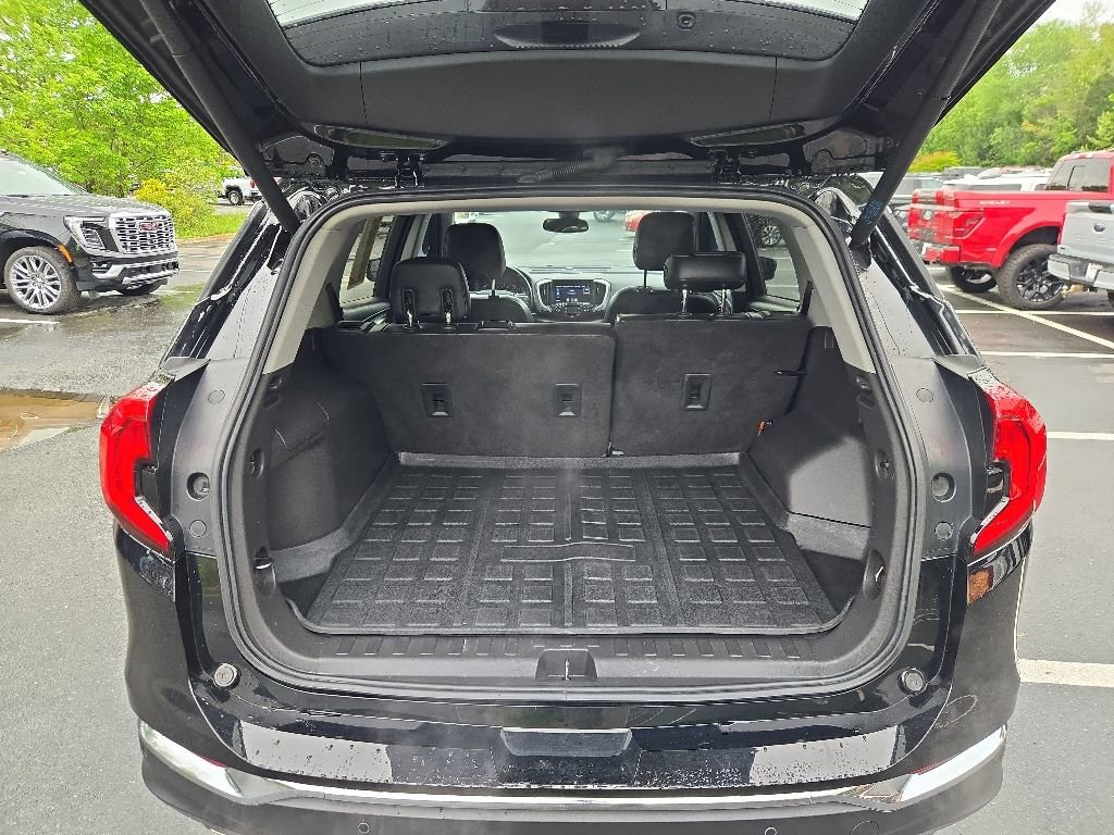 Used 2020 GMC Terrain SLT w/ Preferred Package AWD/4WD image 51