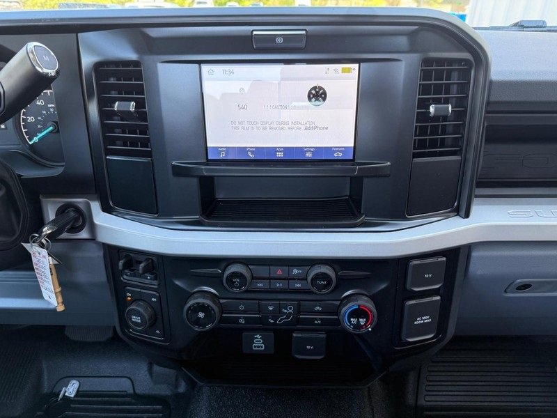 New 2025 Ford F550 4x4 Regular Cab Super Duty image 7