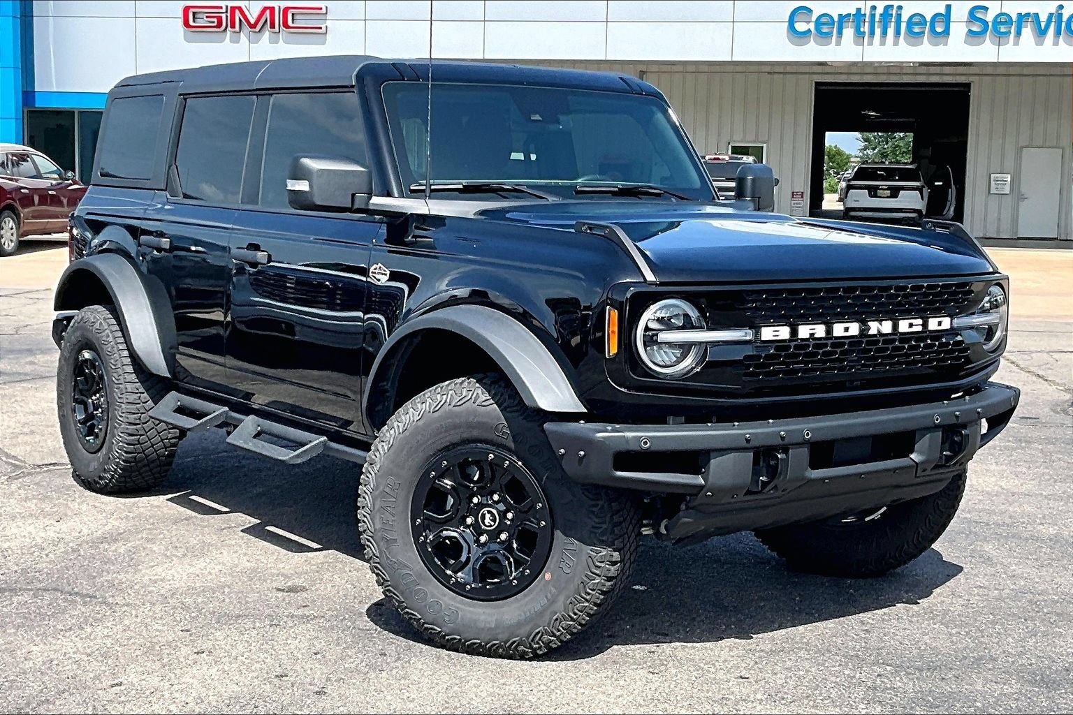 Used 2024 Ford Bronco Wildtrak AWD/4WD image 11
