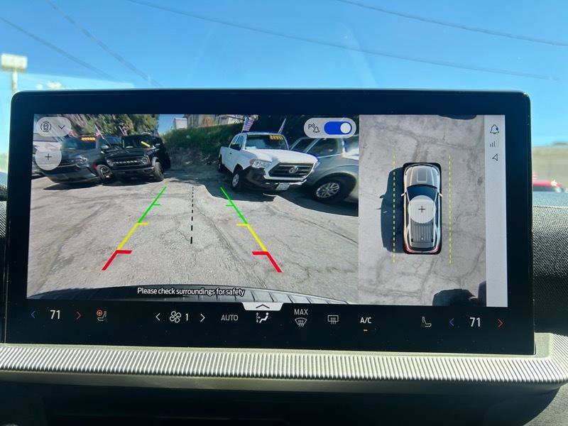 Used 2025 Ford Explorer Platinum w/ Ultimate Package image 17