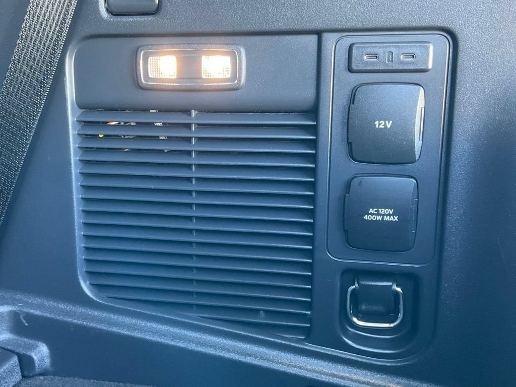 Used 2025 Ford Expedition Tremor AWD/4WD image 20