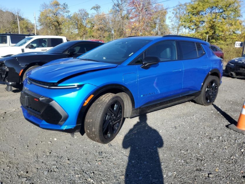 Used 2025 Chevrolet Equinox EV RS image 3