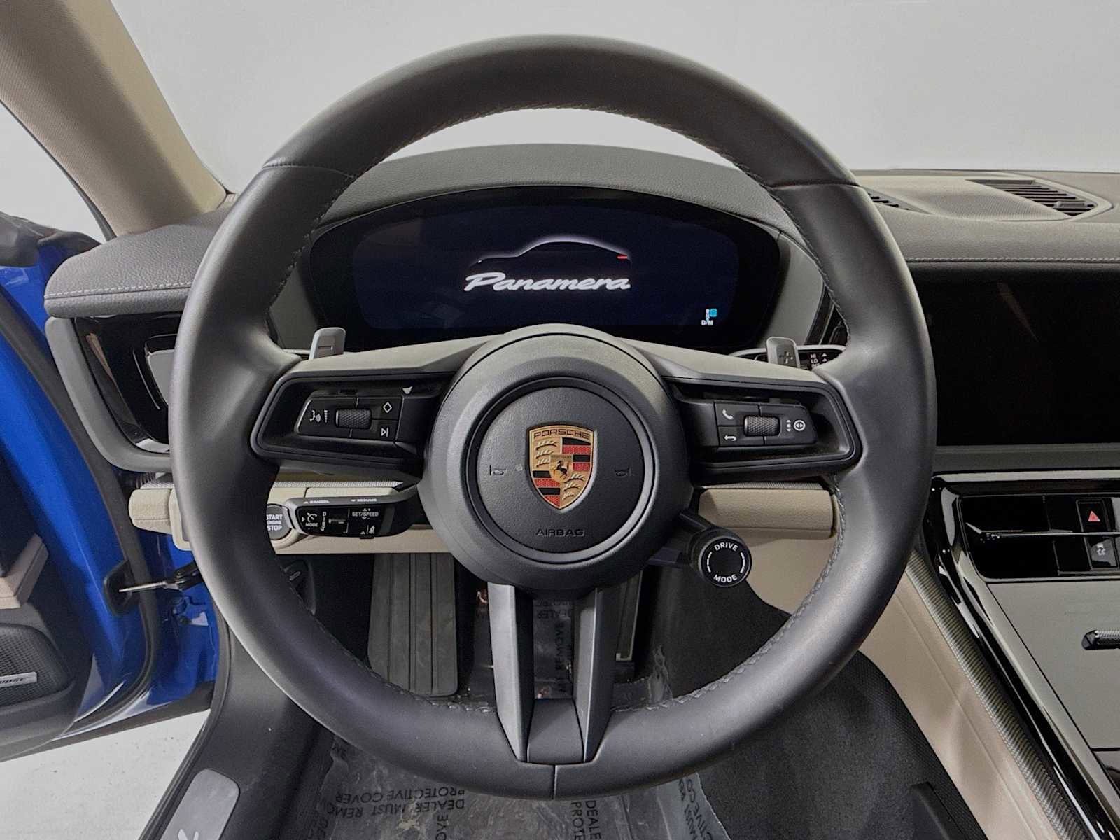 Certified 2025 Porsche Panamera image 15