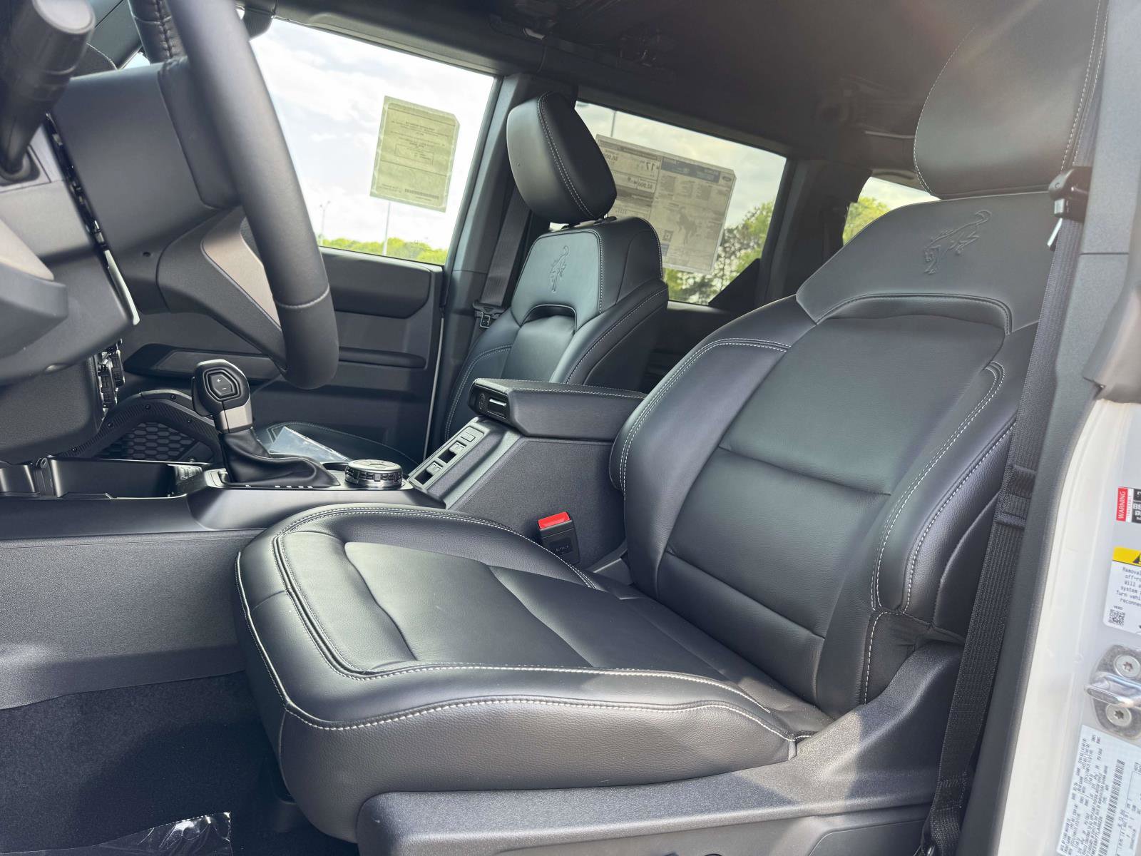 New 2026 Ford Bronco Outer Banks w/ Sasquatch Package AWD/4WD image 12