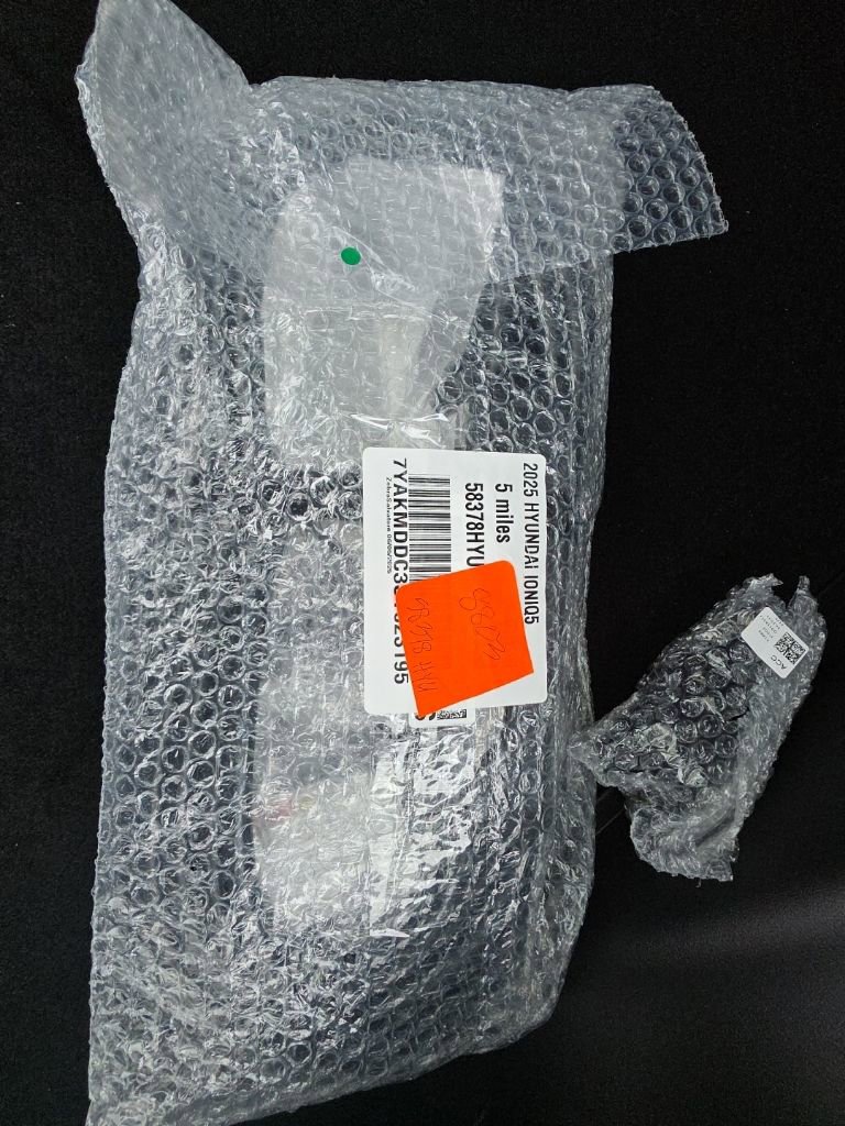 Used 2025 Hyundai Ioniq 5 SE image 41