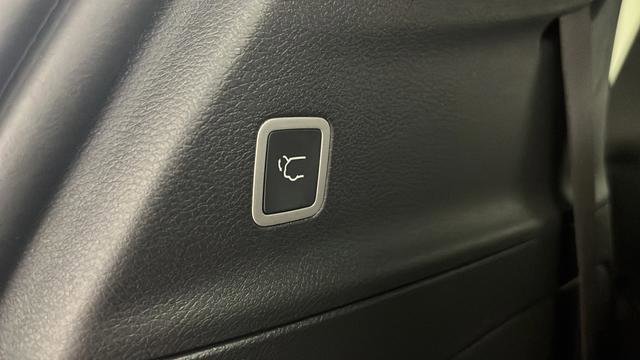 New 2026 Chrysler Pacifica Select image 34